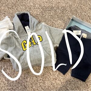 🚫 SOLD Baby GAP Heather Gray Hoodie with Navy Joggers NWT